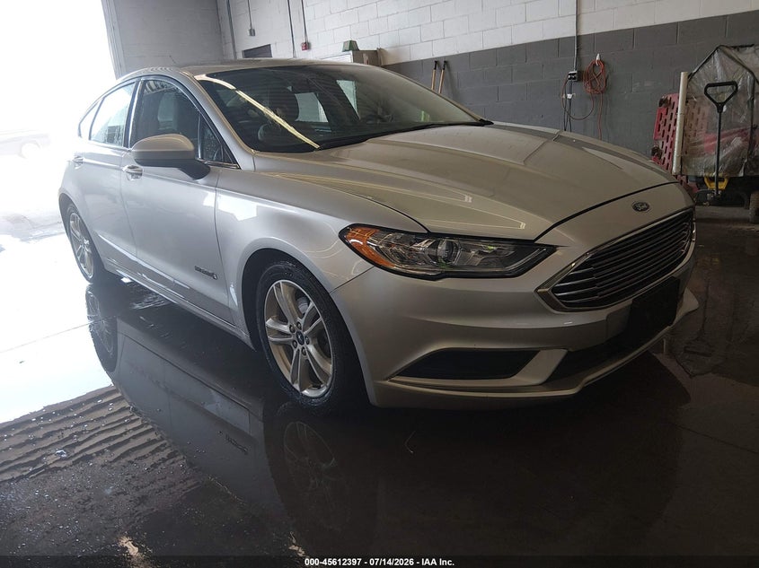 2018 Ford Fusion VIN 3FA6P0UU7JR254461 — IAAI salvage auction photo