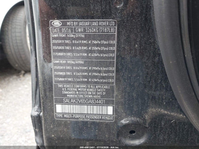 2016 Land rover Lr4 VIN SALAK2V65GA834401 IAAI salvage auction — NORMAL WEAR, Clear (Virginia), sold $1,750 on 2026-07-28 (photo 9)