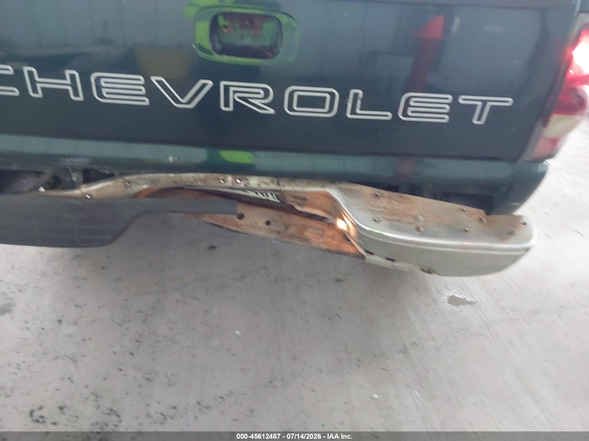 2004 Chevrolet Silverado VIN 1GCEC19X84Z116342 IAAI salvage auction — REAR END, Salvage (Texas), sold $1,250 on 2026-07-24 (photo 6)