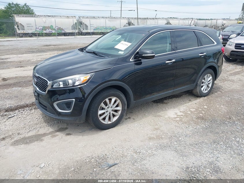 2017 Kia Sorento VIN 5XYPG4A31HG322775 IAAI salvage auction — NORMAL WEAR, Salvage Title, sold $2,200 on 2026-07-24 (photo 2)