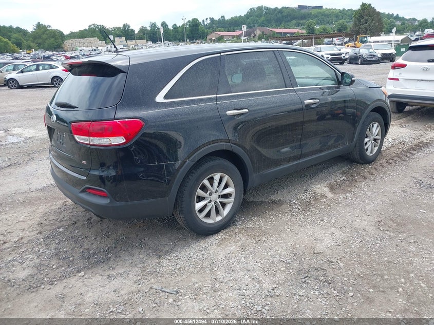 2017 Kia Sorento VIN 5XYPG4A31HG322775 IAAI salvage auction — NORMAL WEAR, Salvage Title, sold $2,200 on 2026-07-24 (photo 4)