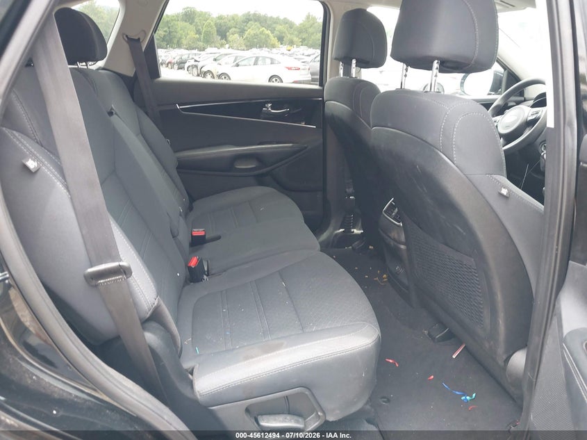 2017 Kia Sorento VIN 5XYPG4A31HG322775 IAAI salvage auction — NORMAL WEAR, Salvage Title, sold $2,200 on 2026-07-24 (photo 8)