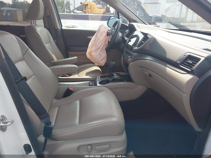 2020 Honda Pilot VIN 5FNYF6H55LB017841 IAAI salvage auction — FRONT END, Salvage (Pennsylvania), sold $5,400 on 2026-07-19 (photo 5)