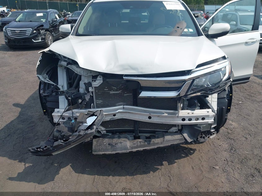 2020 Honda Pilot VIN 5FNYF6H55LB017841 IAAI salvage auction — FRONT END, Salvage (Pennsylvania), sold $5,400 on 2026-07-19 (photo 6)