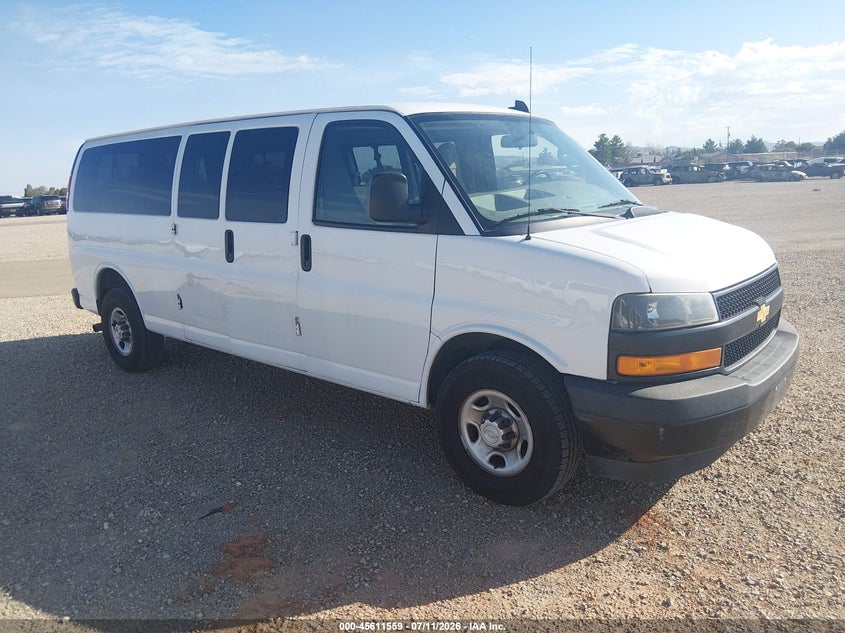 2020 Chevrolet Express 2500 VIN 1GAZGNFG4L1116894 — IAAI salvage auction photo
