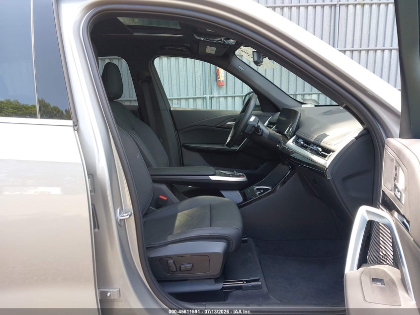 2026 BMW X1 VIN WBX73EF0XT5594407 IAAI salvage auction — FRONT END, Salvage Title, sold $16,100 on 2026-07-19 (photo 5)
