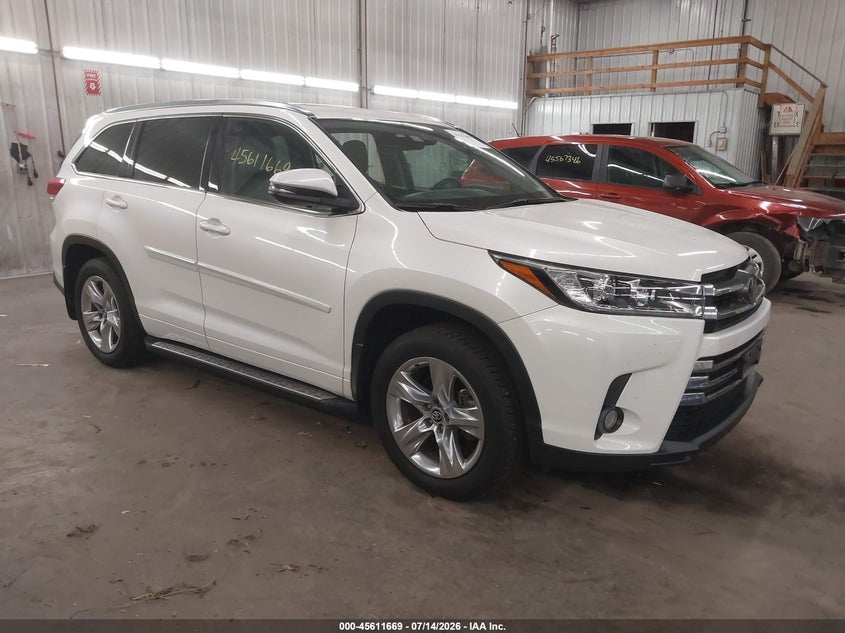 2017 Toyota Highlander VIN 5TDDZRFH6HS420167 — IAAI salvage auction photo