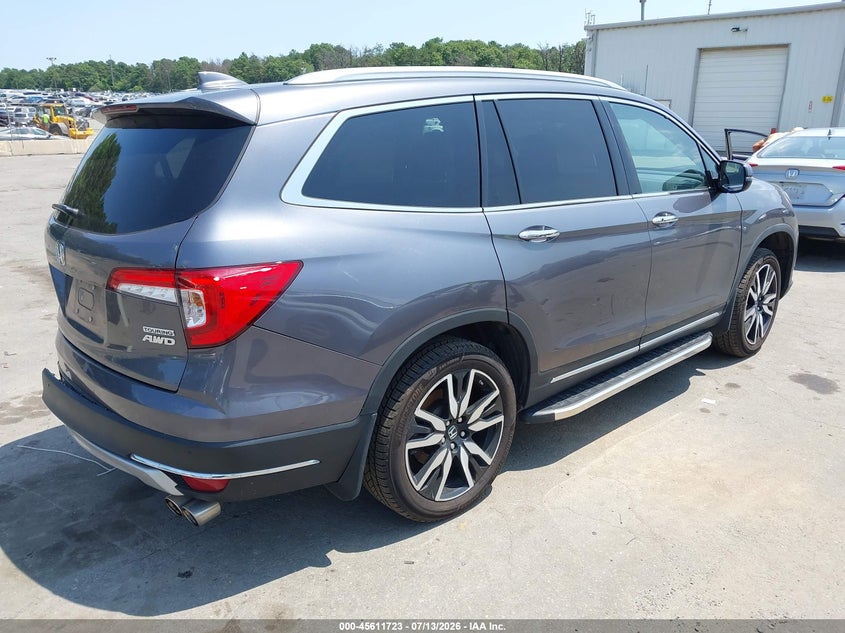 2021 Honda Pilot VIN 5FNYF6H68MB081768 IAAI salvage auction — REAR END, Salvage Title, sold $8,000 on 2026-08-17 (photo 4)
