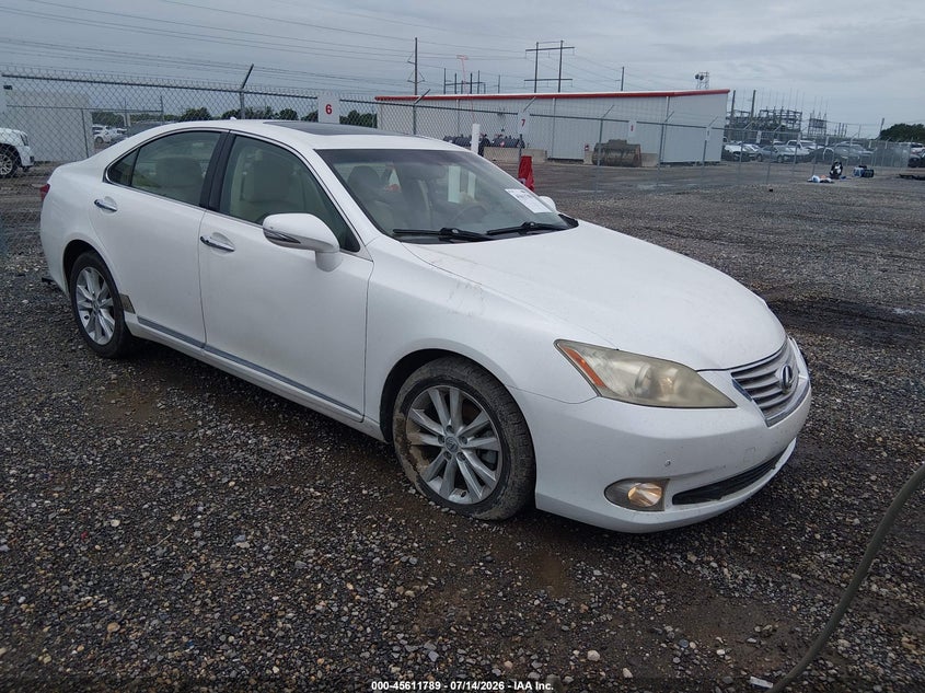 2011 Lexus ES VIN JTHBK1EG7B2431181 IAAI salvage auction — LEFT FRONT, Salvage (Louisiana), sold $2,700 on 2026-08-01 (photo 1)