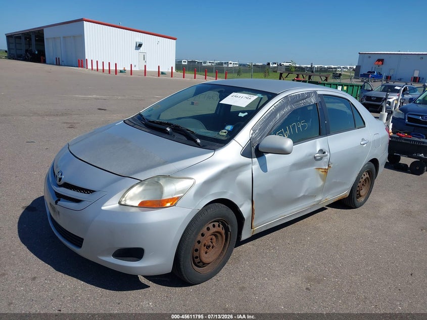 2007 Toyota Yaris VIN JTDBT923671101267 IAAI salvage auction — LEFT & RIGHT, Clear (Minnesota), sold $225 on 2026-07-29 (photo 2)