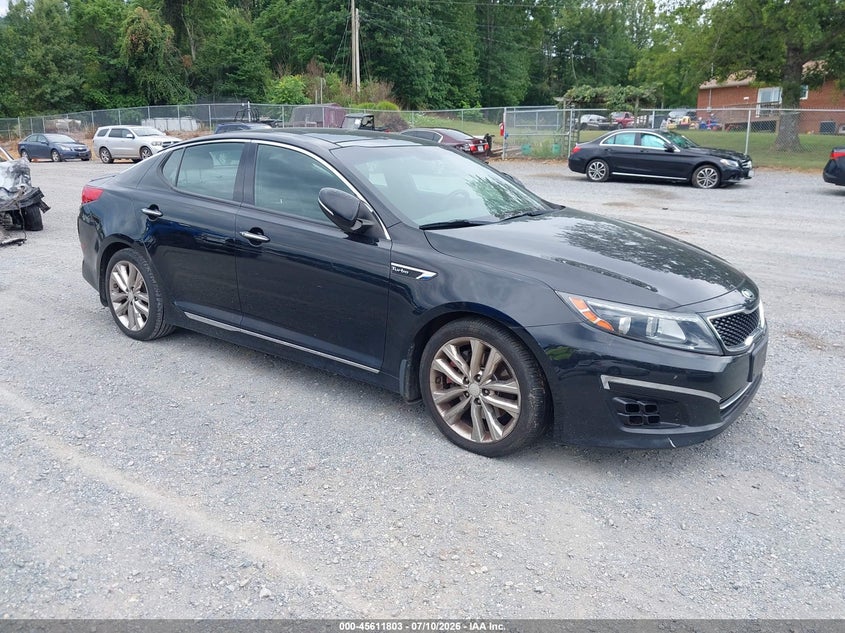 2015 Kia Optima VIN 5XXGR4A69FG449697 IAAI salvage auction — NORMAL WEAR, Clear (Virginia), sold $350 on 2026-07-28 (photo 1)