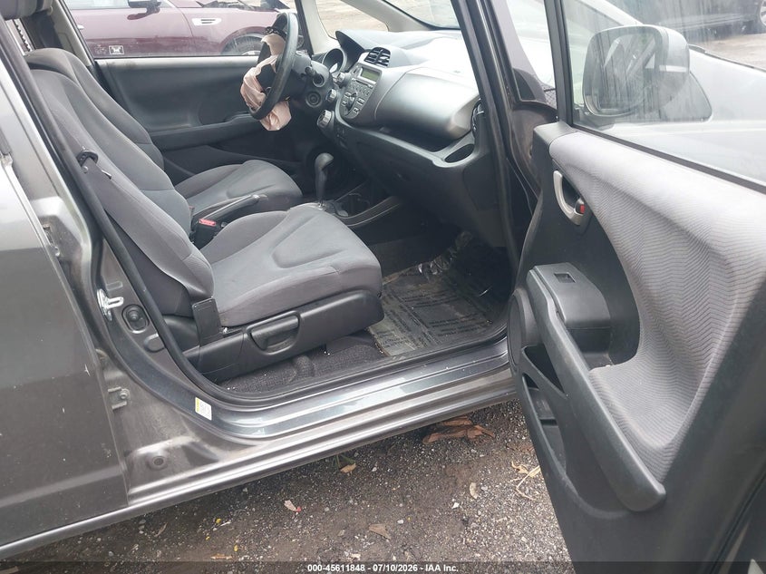 2013 Honda Fit VIN JHMGE8H36DC067637 IAAI salvage auction — FRONT END, Salvage Title, sold $550 on 2026-08-01 (photo 5)