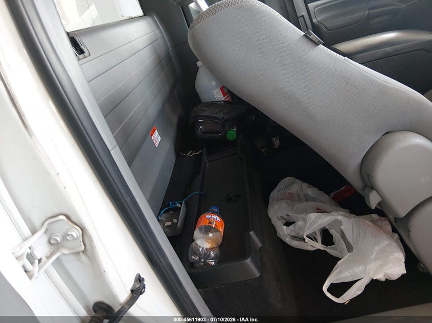 2015 Toyota Tacoma VIN 5TFTX4CN5FX054725 IAAI salvage auction — NORMAL WEAR, Clear (Tennessee), sold $5,150 on 2026-07-29 (photo 8)