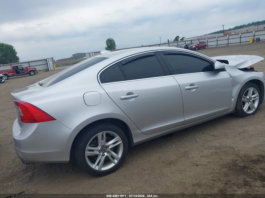 2015 Volvo S60 VIN YV1612TB1F1307237 IAAI salvage auction — FRONT END, Salvage Title, sold $550 on 2026-08-11 (photo 4)
