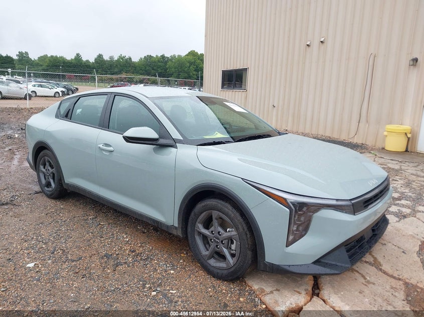2026 Kia K4 VIN 3KPFT4DE8TE350678 — IAAI salvage auction photo