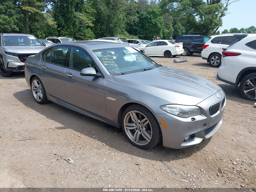 2015 BMW 5er VIN WBA5B3C51FD543056 IAAI salvage auction — FRONT END, Mv-907A (New York), sold $75 on 2026-07-28 (photo 1)