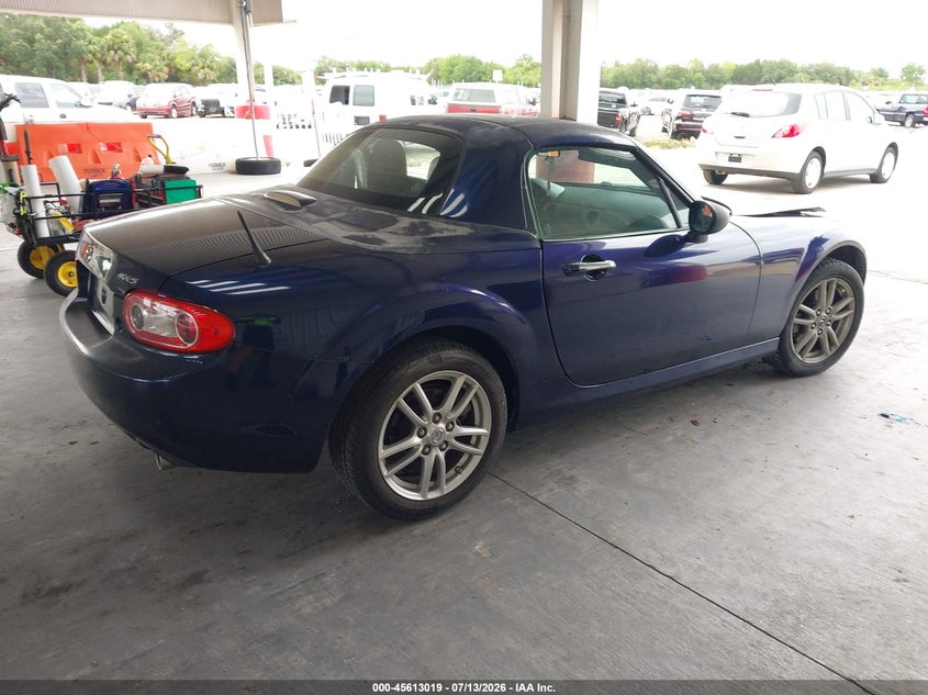 2012 Mazda Mx-5 VIN JM1NC2PF2C0220392 IAAI salvage auction — NORMAL WEAR, Clear (Florida), sold $1,000 on 2026-07-29 (photo 4)