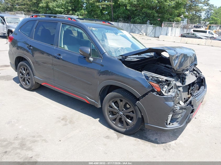 2019 Subaru Forester VIN JF2SKAPC4KH585566 IAAI salvage auction — FRONT END, Wait Title, sold $2,300 on 2026-09-07 (photo 1)