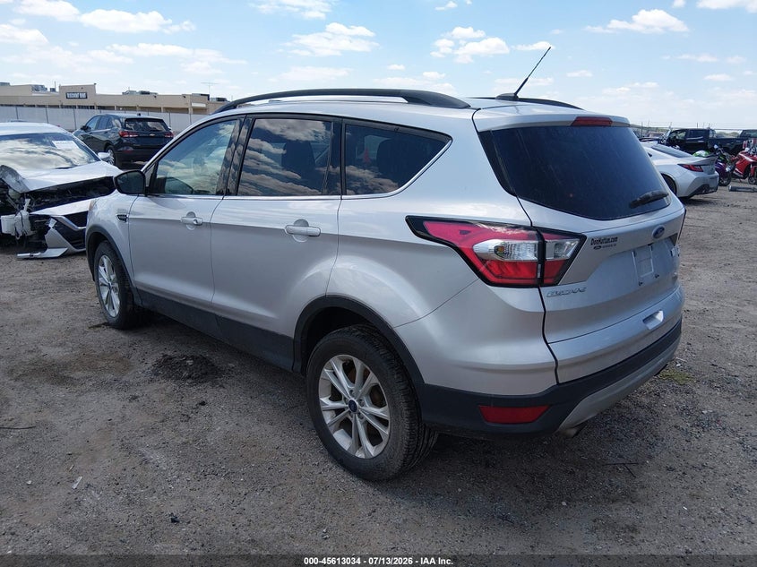 2018 Ford Escape VIN 1FMCU9GD4JUD29076 IAAI salvage auction — NORMAL WEAR, Clear (Kansas), sold $1,400 on 2026-07-18 (photo 3)