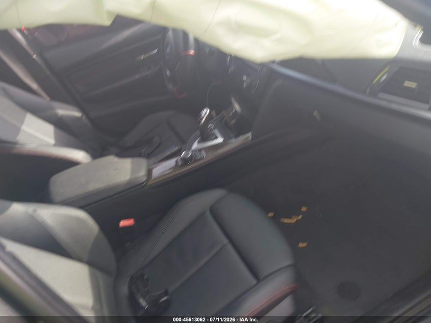 2014 BMW 3er VIN WBA3A5C5XEP602477 IAAI salvage auction — REAR END, Wait Title, sold $1,475 on 2026-08-19 (photo 5)