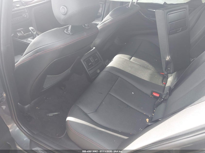 2014 BMW 3er VIN WBA3A5C5XEP602477 IAAI salvage auction — REAR END, Wait Title, sold $1,475 on 2026-08-19 (photo 8)
