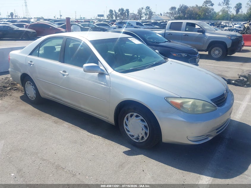 2004 Toyota Camry VIN JTDBE32KX40270434 IAAI salvage auction — NORMAL WEAR, Clear - Dealer Only (California), sold $1,050 on 2026-07-30 (photo 1)