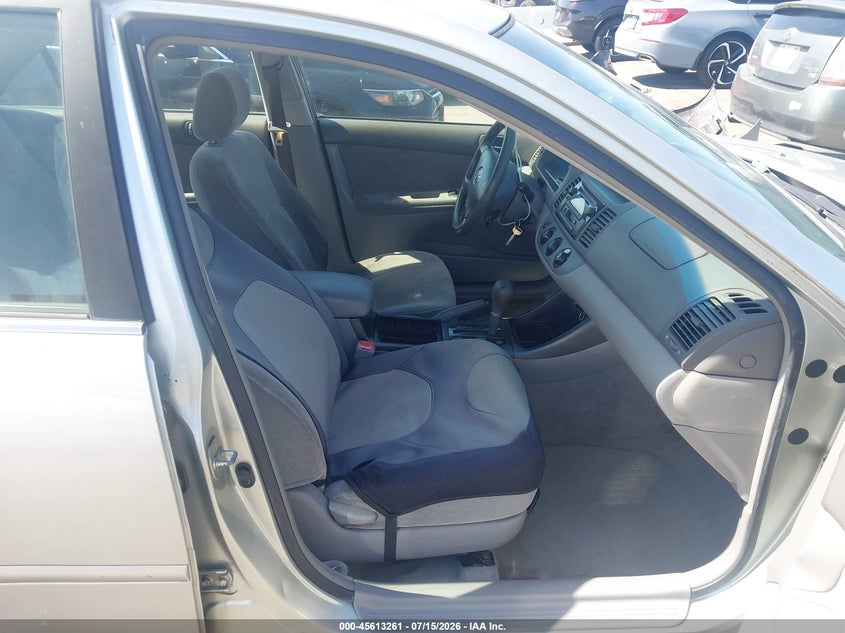 2004 Toyota Camry VIN JTDBE32KX40270434 IAAI salvage auction — NORMAL WEAR, Clear - Dealer Only (California), sold $1,050 on 2026-07-30 (photo 5)