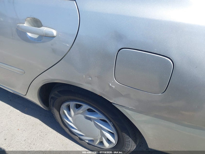 2004 Toyota Camry VIN JTDBE32KX40270434 IAAI salvage auction — NORMAL WEAR, Clear - Dealer Only (California), sold $1,050 on 2026-07-30 (photo 6)