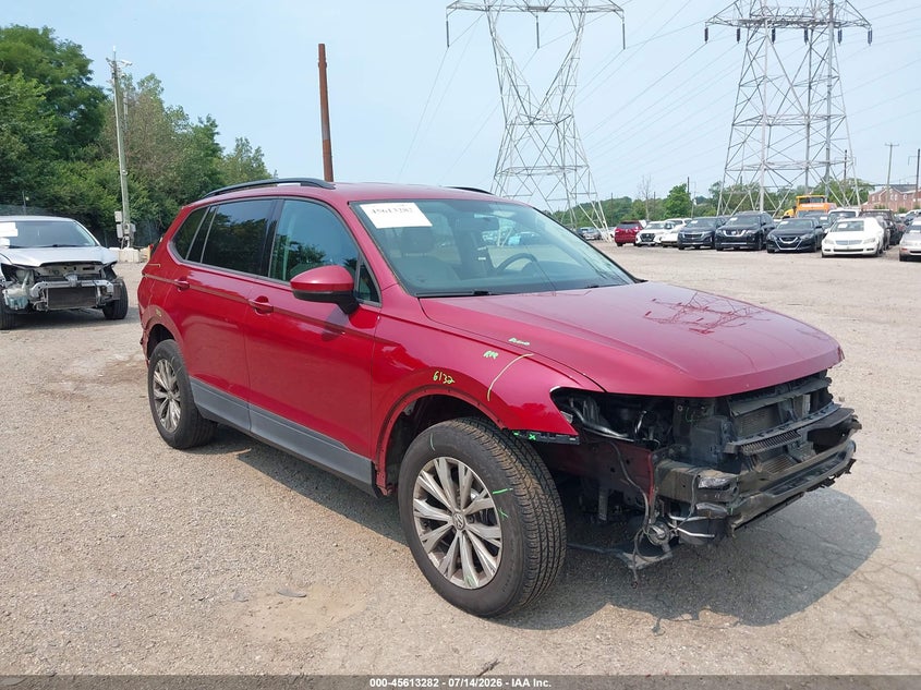 2018 Volkswagen Tiguan VIN 3VV1B7AX6JM021275 IAAI salvage auction — FRONT & REAR, Salvage Title, sold $3,575 on 2026-08-01 (photo 1)