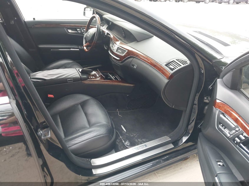 2012 Mercedes-benz S-klasse VIN WDDNG9EB3CA443201 IAAI salvage auction — NORMAL WEAR, Clear (Massachusetts), sold $1,550 on 2026-07-21 (photo 5)