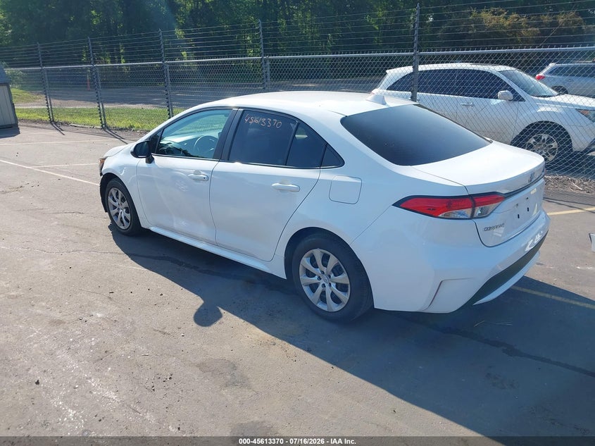 2022 Toyota Corolla VIN 5YFEPMAE8NP319467 IAAI salvage auction — FRONT END, Salvage (Connecticut), sold $4,250 on 2026-07-23 (photo 3)