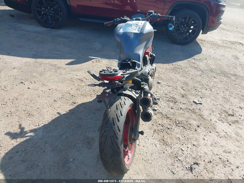 2017 Ducati Monster VIN ZDM1RBTSXHB023406 IAAI salvage auction — SIDE, Wait Title, sold $650 on 2026-10-07 (photo 6)