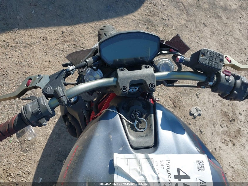 2017 Ducati Monster VIN ZDM1RBTSXHB023406 IAAI salvage auction — SIDE, Wait Title, sold $650 on 2026-10-07 (photo 7)