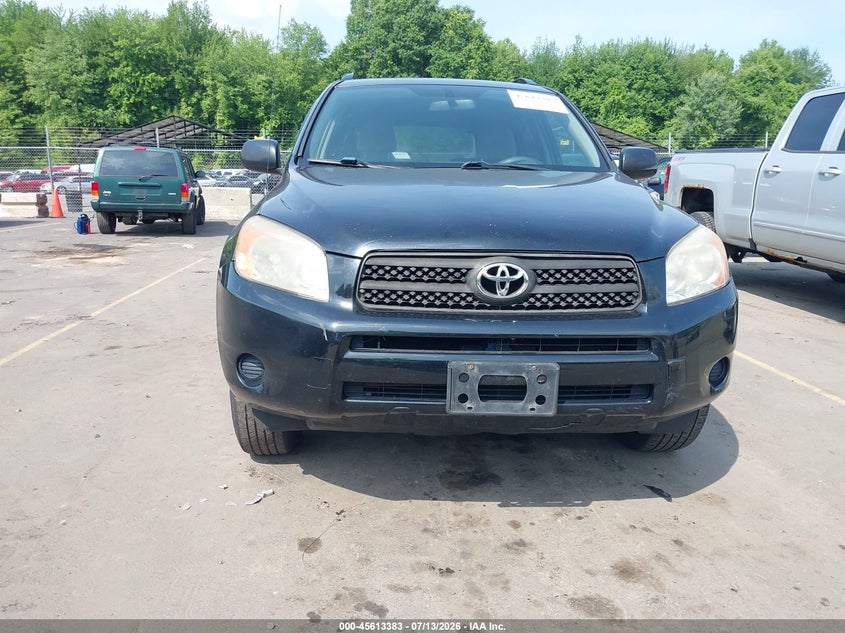 2008 Toyota Rav4 VIN JTMBD33V586076618 IAAI salvage auction — NORMAL WEAR, Clear (Connecticut), sold $1,150 on 2026-07-30 (photo 6)