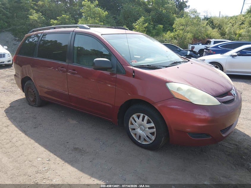 2006 Toyota Sienna VIN 5TDZA23C66S520084 IAAI salvage auction — NORMAL WEAR, Clear (Rhode Island), sold $825 on 2026-07-21 (photo 1)
