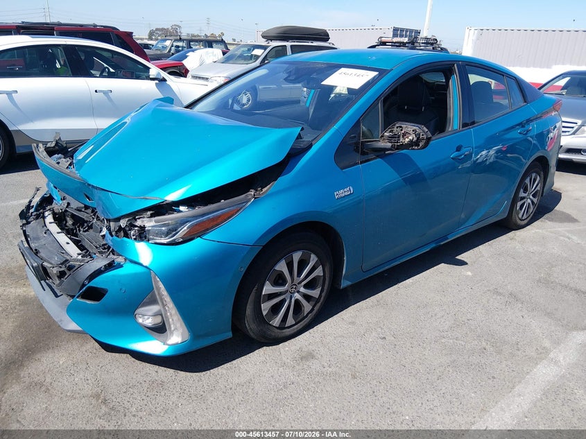 2020 Toyota Prius VIN JTDKARFP6L3137350 IAAI salvage auction — FRONT END, Salvage (California), sold $4,950 on 2026-07-29 (photo 2)
