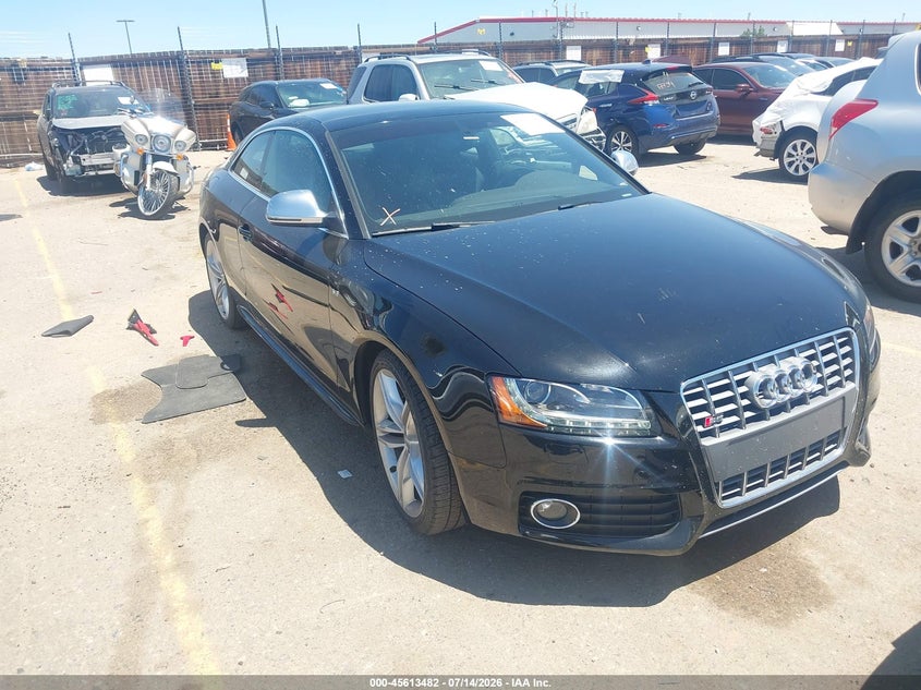 2009 Audi S5 VIN WAURV78T79A052956 — IAAI salvage auction photo