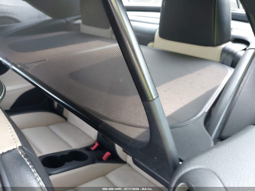 2015 Volkswagen Eos VIN WVWFW8AH9FV000084 IAAI salvage auction — FRONT END, Mv-907A (New York), sold $450 on 2026-08-11 (photo 8)
