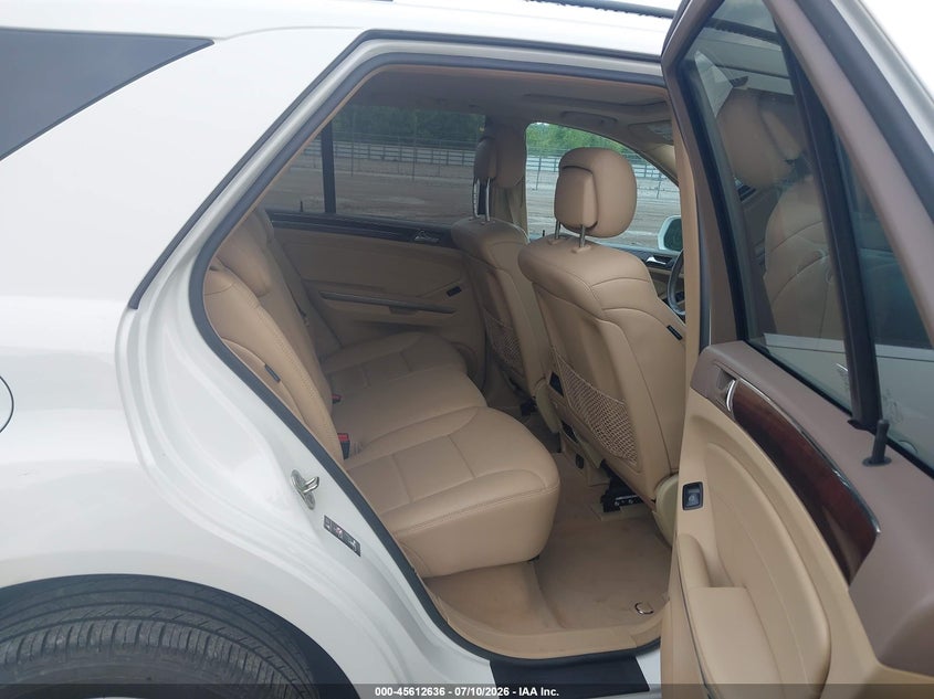 2010 Mercedes-benz Ml-class VIN 4JGBB8GB0AA536477 IAAI salvage auction — NORMAL WEAR, Clear (Tennessee), sold $1,250 on 2026-07-18 (photo 8)