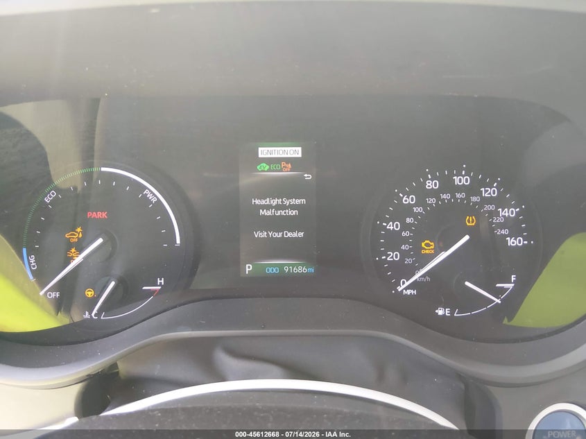 2021 Toyota Sienna VIN 5TDYSKFCXMS001329 IAAI salvage auction — FRONT END, Wait Title, sold $12,950 on 2026-08-21 (photo 7)