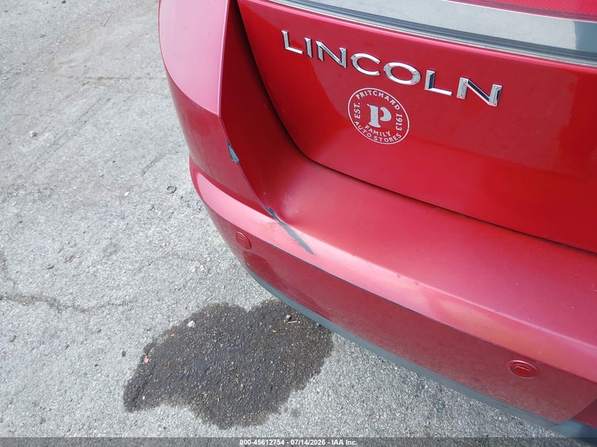 2010 Lincoln Mkx VIN 2LMDJ8JC4ABJ02259 IAAI salvage auction — NORMAL WEAR, Clear (Illinois), sold $375 on 2026-07-30 (photo 6)