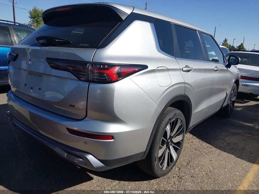 2025 Mitsubishi Outlander VIN JA4J4VA86SZ059086 IAAI salvage auction — LEFT FRONT, Clear (Colorado), sold $7,300 on 2026-07-28 (photo 4)