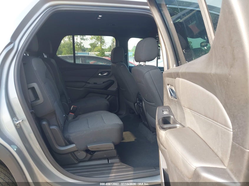 2023 Chevrolet Traverse VIN 1GNEVGKW9PJ120604 IAAI salvage auction — HAIL, Salvage (Ohio), sold $11,500 on 2026-08-01 (photo 8)
