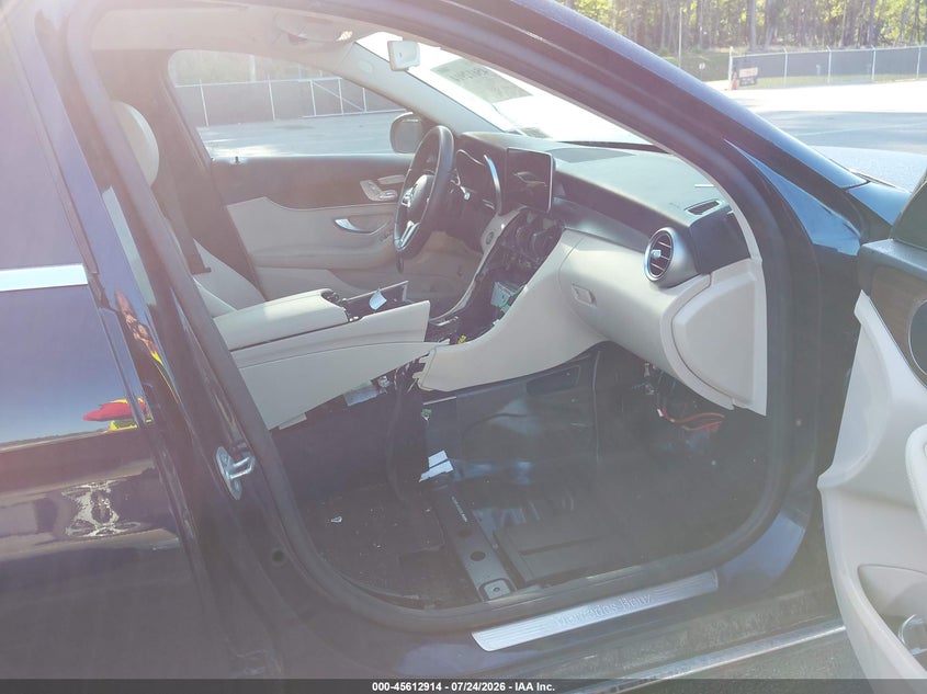 2020 Mercedes-benz C-klasse VIN WDDWF8EB2LR540022 IAAI salvage auction — UNKNOWN, Salvage Title, sold $11,025 on 2026-08-13 (photo 5)