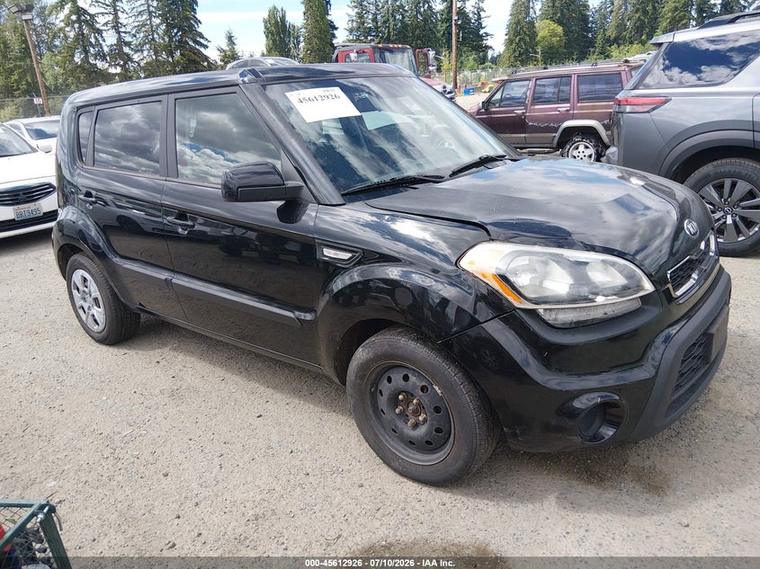 2013 Kia Soul VIN KNDJT2A55D7495083 IAAI salvage auction — NORMAL WEAR, Clear (Washington), sold $375 on 2026-07-29 (photo 1)