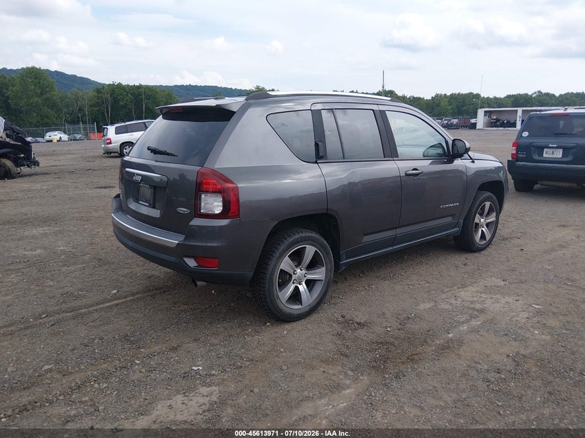 2016 Jeep Compass VIN 1C4NJDEB8GD795368 IAAI salvage auction — NORMAL WEAR, Clear (Pennsylvania), sold $425 on 2026-07-18 (photo 4)