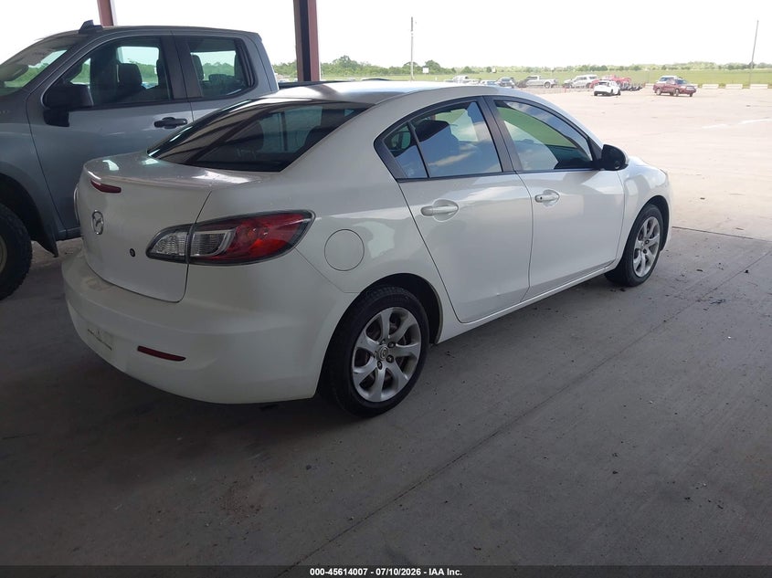 2012 Mazda 3 VIN JM1BL1UF8C1500717 IAAI salvage auction — NORMAL WEAR, Salvage Title, sold $725 on 2026-07-24 (photo 4)