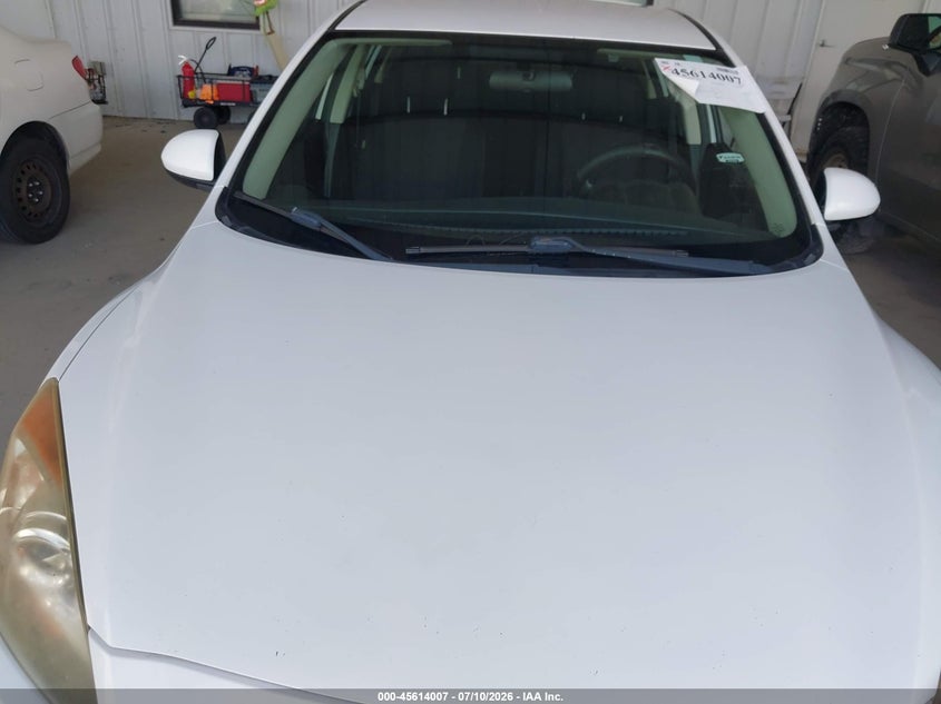 2012 Mazda 3 VIN JM1BL1UF8C1500717 IAAI salvage auction — NORMAL WEAR, Salvage Title, sold $725 on 2026-07-24 (photo 6)