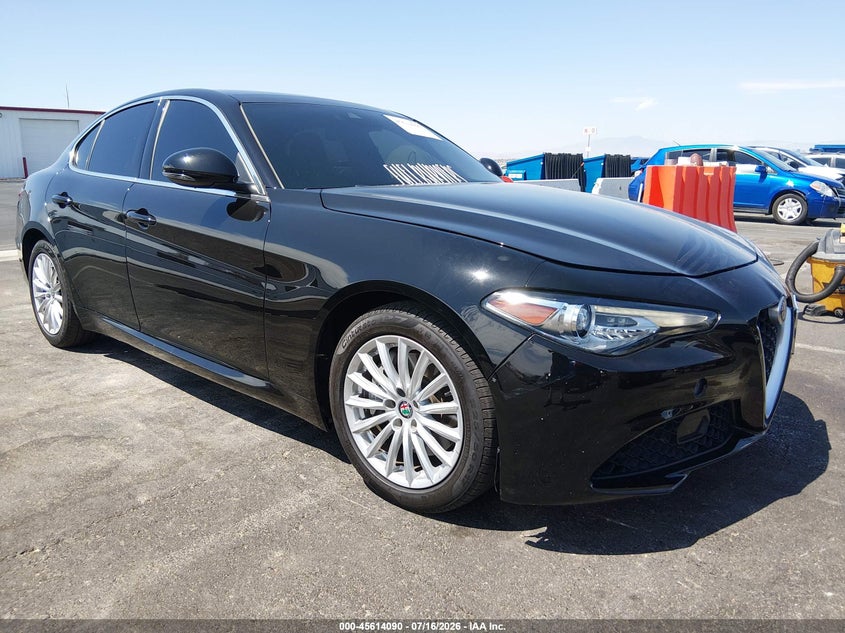 2021 Alfa romeo Giulia VIN ZARFAMAN5M7647151 IAAI salvage auction — UNDERCARRIAGE, Wait Title, sold $9,800 on 2026-08-21 (photo 1)