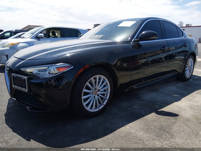 2021 Alfa romeo Giulia VIN ZARFAMAN5M7647151 IAAI salvage auction — UNDERCARRIAGE, Wait Title, sold $9,800 on 2026-08-21 (photo 2)